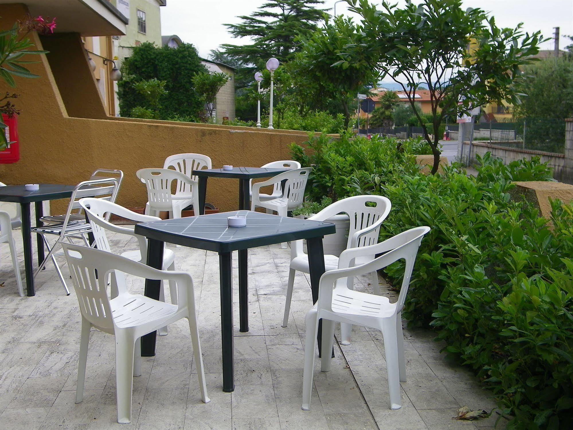 Hotel Astoria Altopascio Exterior photo